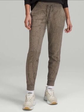 Lululemon Warm Down Jogger *7/8 Length Thread Dye Size 8.